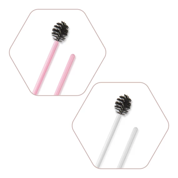Apple-shaped mascara brush